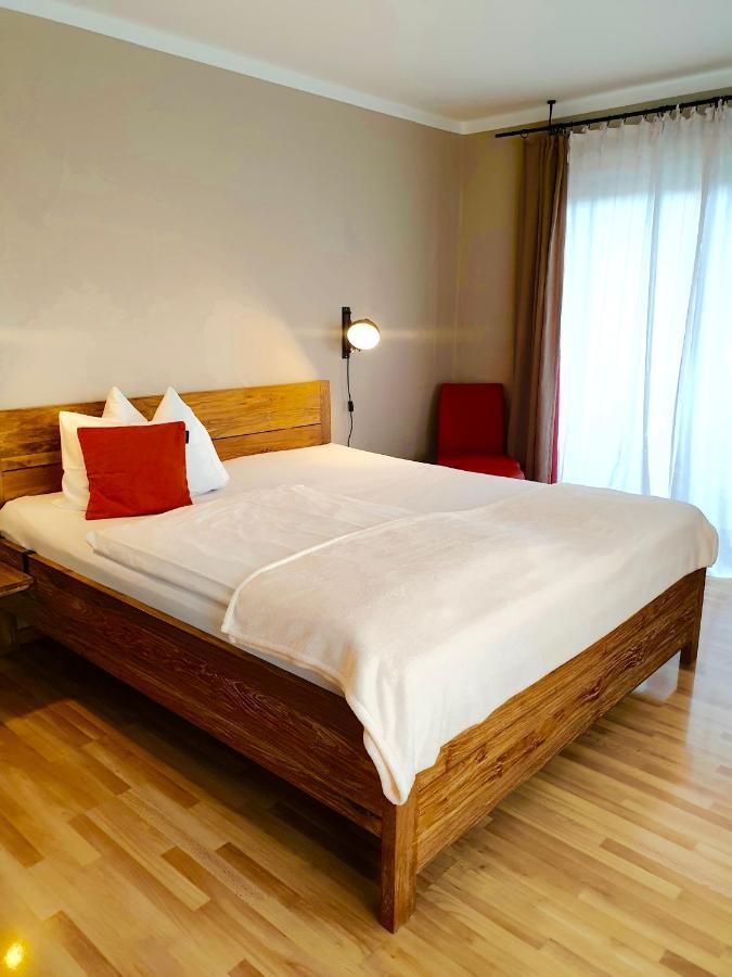 Hotel Garni Mowe Тутцинг Экстерьер фото