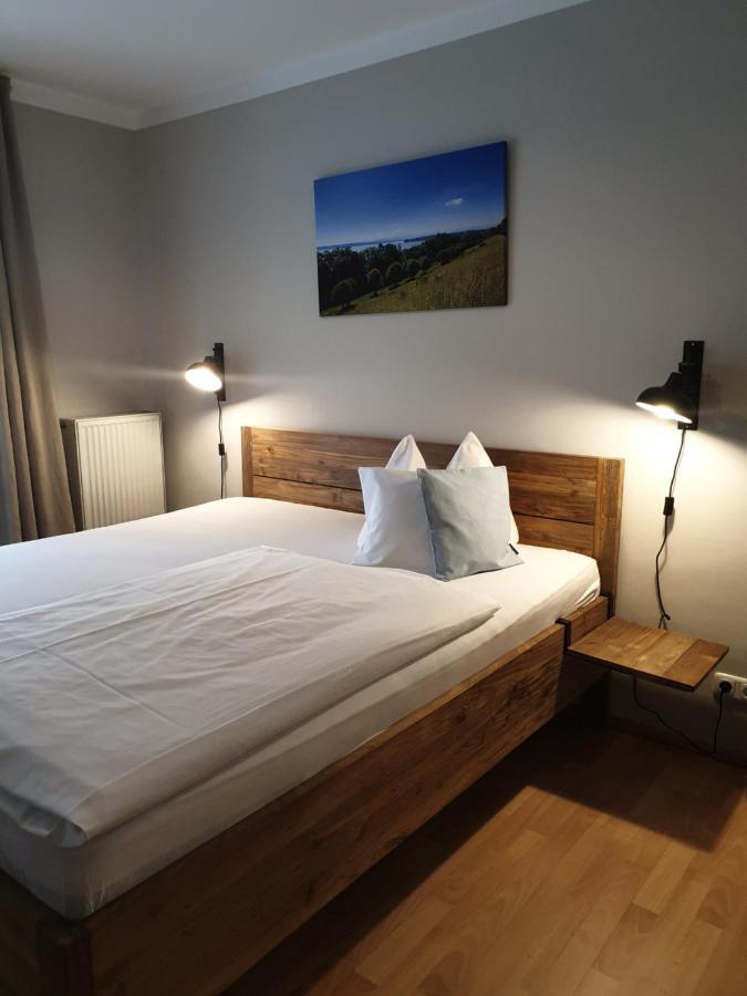 Hotel Garni Mowe Тутцинг Экстерьер фото